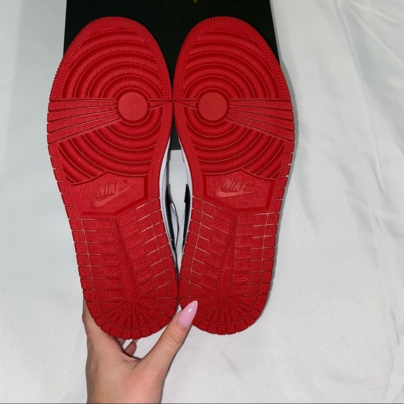 Nike Air Jordan 1 Low Men’s University Red White - Picture 3 of 5